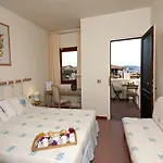 Hotel Palau מלון 4*