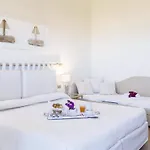 מלון Hotel Palau פאלאו