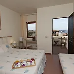 מלון Hotel Palau