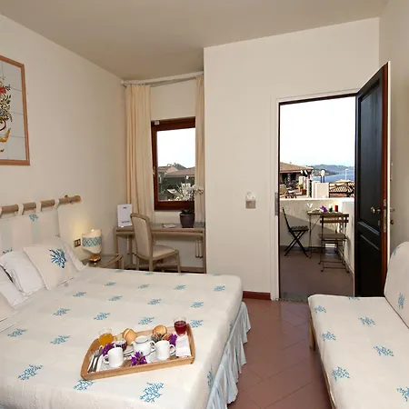 Hotel Palau 4*