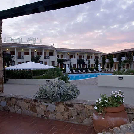 Hotel Palau 4*