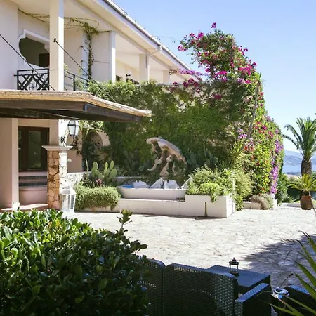 Hotel Palau 4*