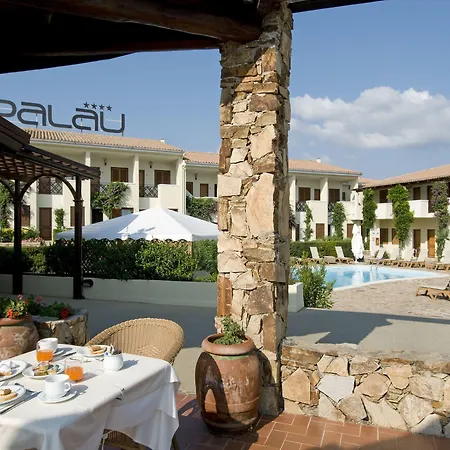 Szálloda Hotel Palau Palau