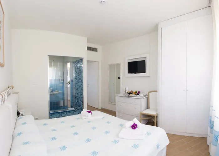 Otel Hotel Palau Palau